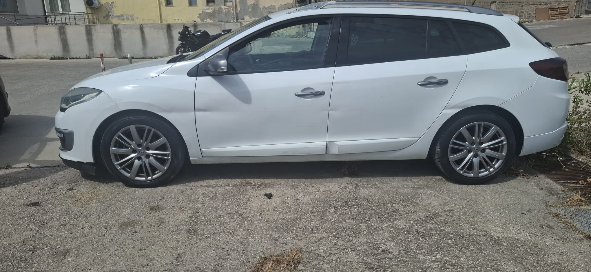 RENAULT Megane