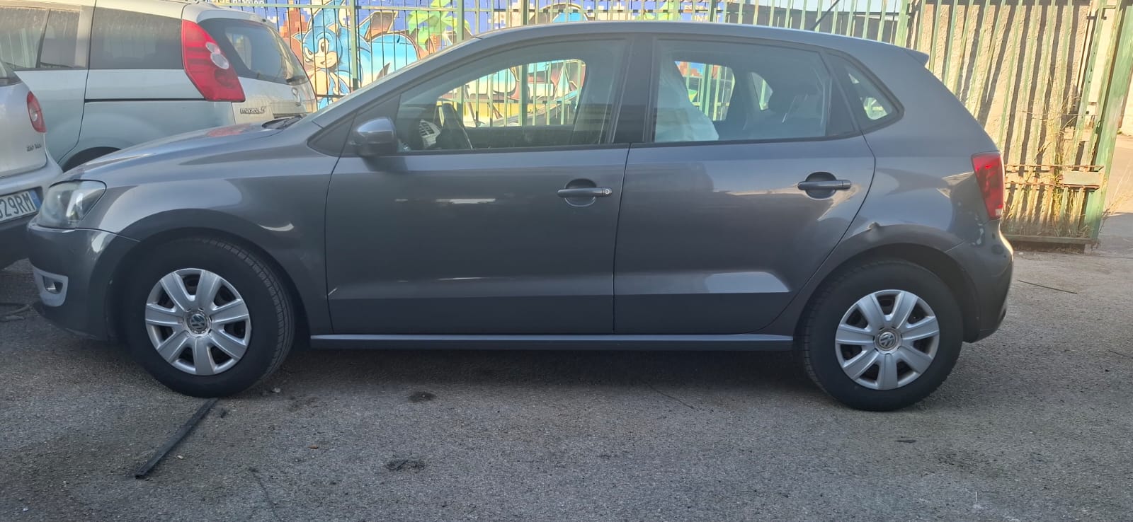 2010 VOLKSWAGEN Polo